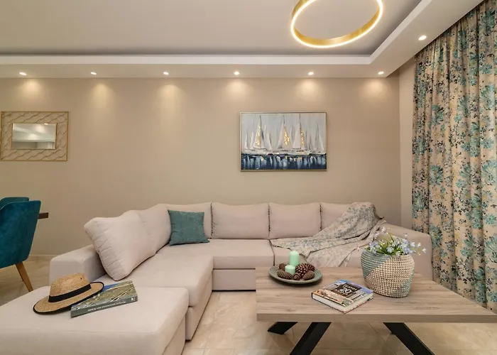 Emyria-two-floor With Roof Terrace *
