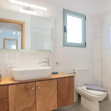 Appartement Emyria-Maisonette Apartment With Roof Terrace *
